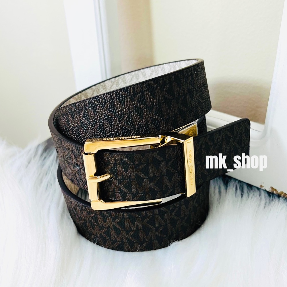 Michael Kors Women’s Twist Reversible Belt Medium - Picture 5 of 11
